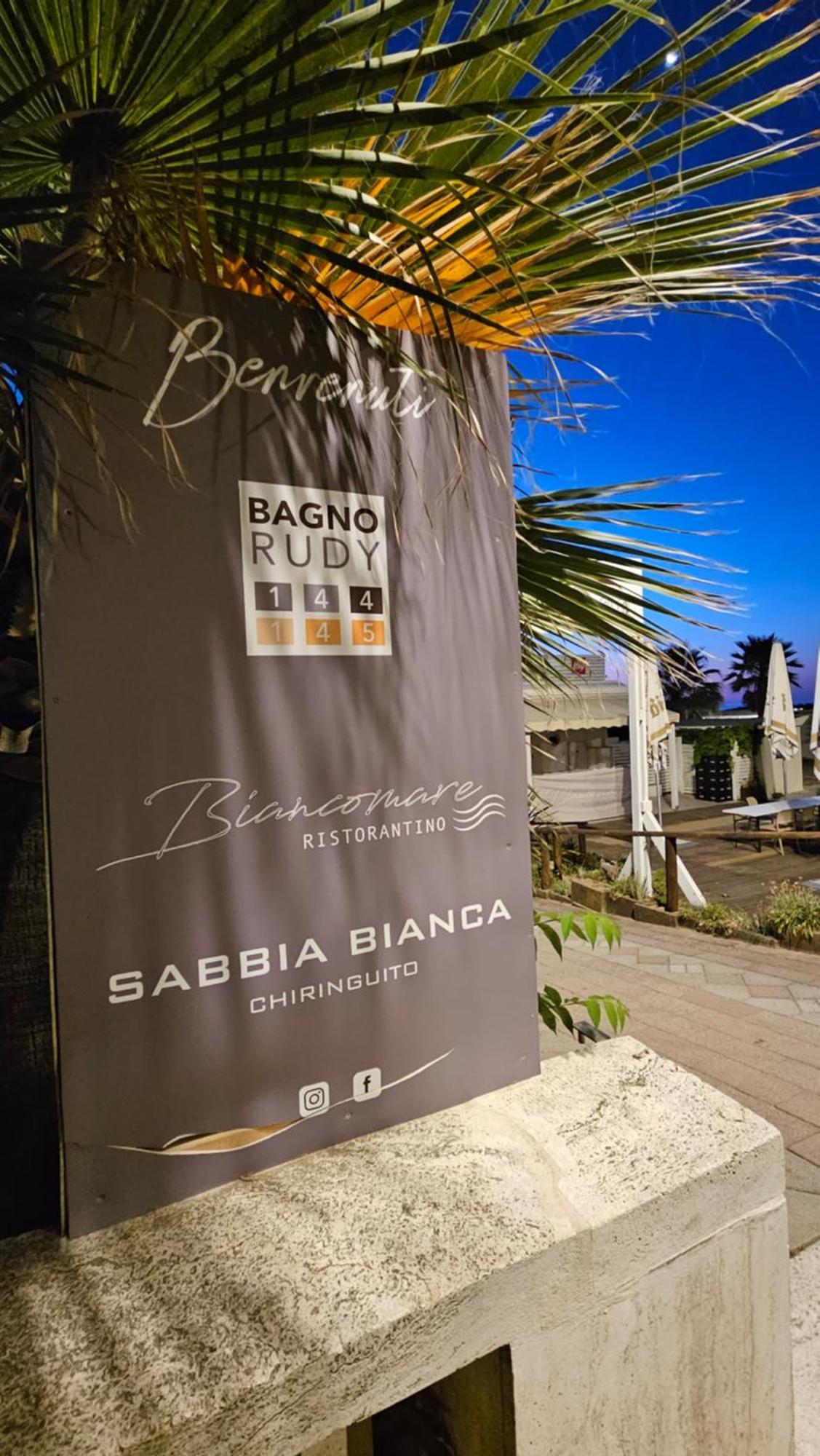 Hotel Camelia Rimini Buitenkant foto